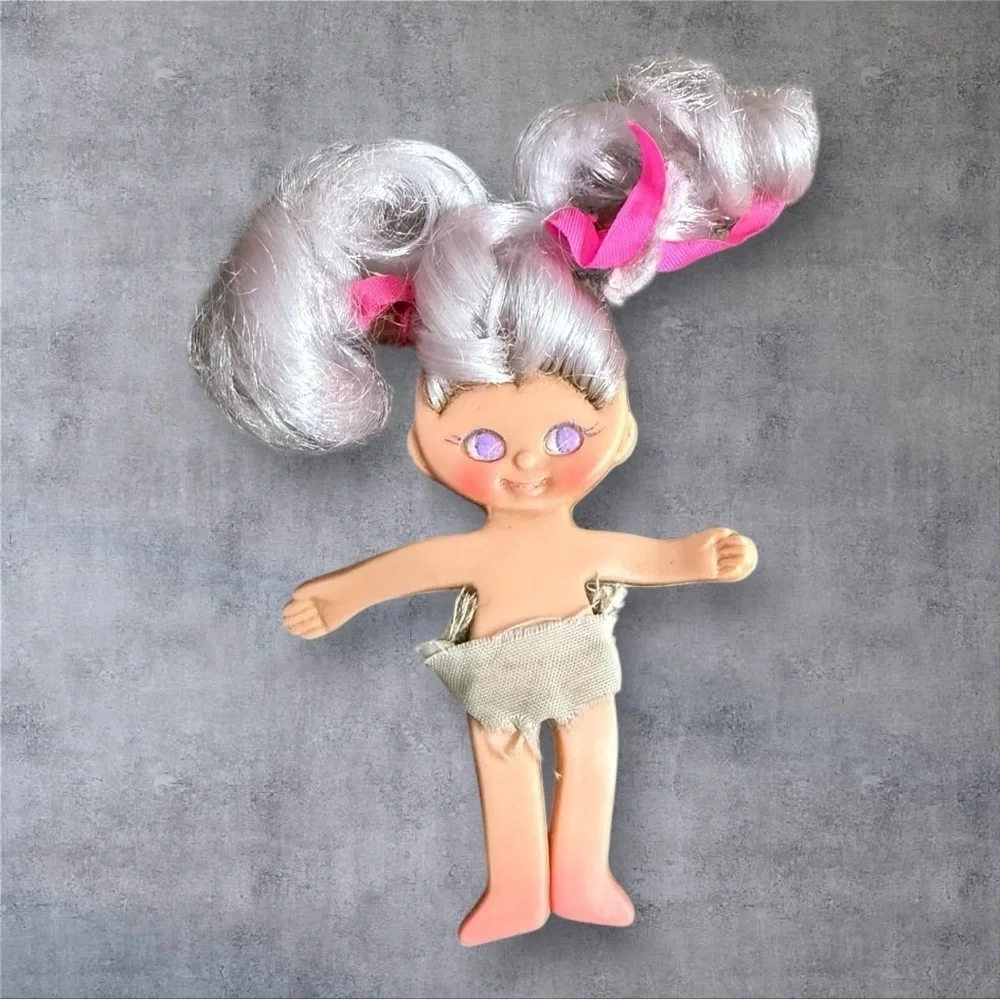 Vintage Mini Flatsy Doll, produced by the Ideal Toy Company 1969